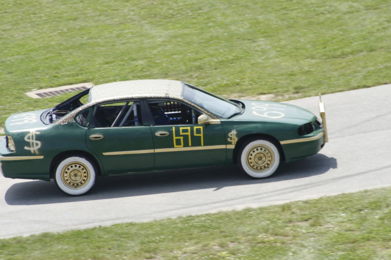 Illustration for article titled The 24 Hours Of LeMons New England 2009 Über Gallery, Part 4